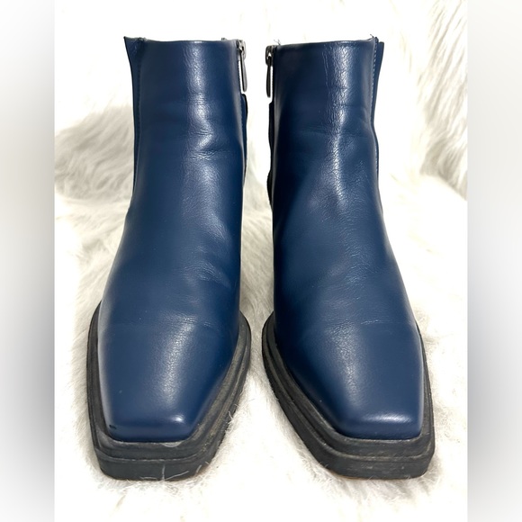 Franco Sarto Ladies Forta Square Toe Ankle Boots Vegan Leather Blue Size 8 EUC - Picture 3 of 9